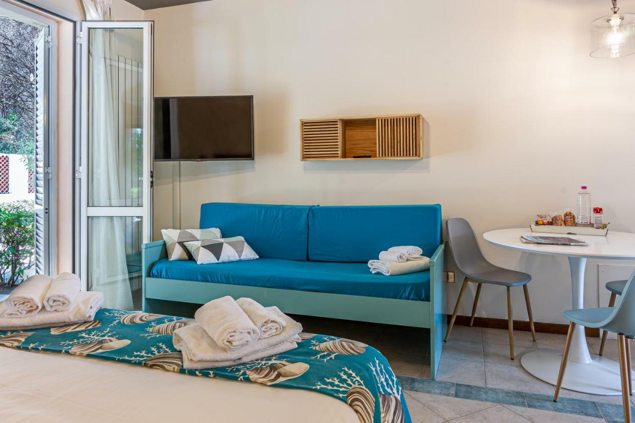 Oleandri Suite Hotel Vada Exterior photo