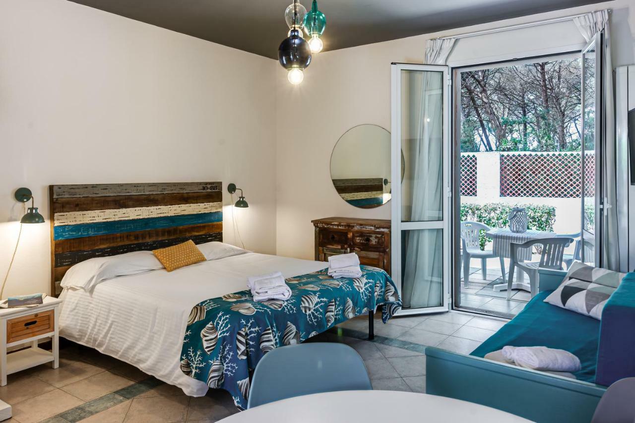 Oleandri Suite Hotel Vada Exterior photo